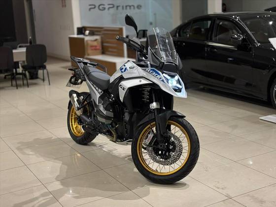 BMW R 1300 GS PLUS BMW R 1300 GS PLUS